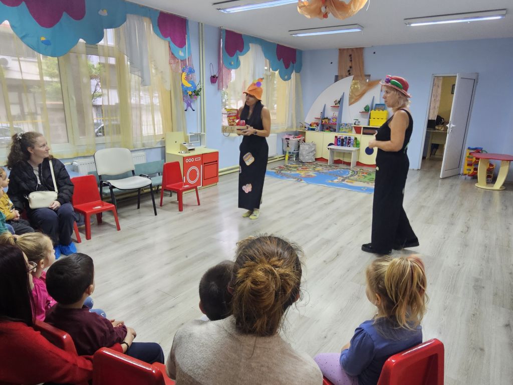 Седмица на здравословното хранене под надслов: "Есенна енергия - вкусни дарове от природата" Пиеса " Вълшебната кошница" - ДГ Радост - Бургас